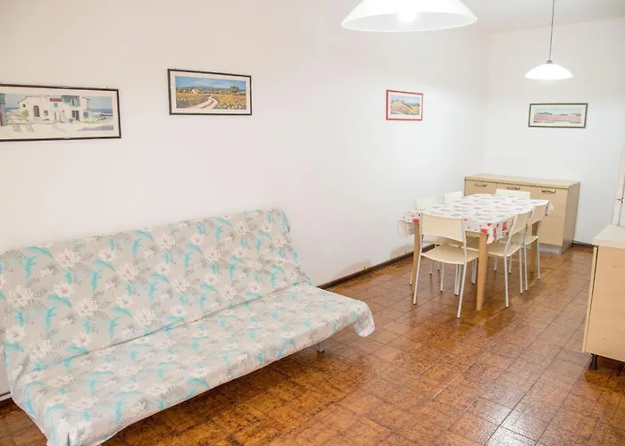 Daire Pinewood Escape With Garden Eraclea Mare